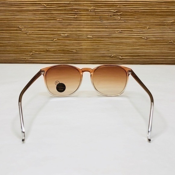 KOMONO Urkel Gradient Peach Sunglasses NEW - Picture 6 of 6